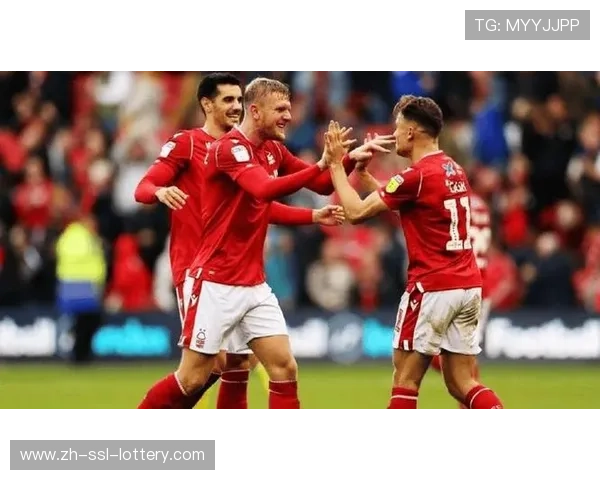 英超第29轮焦点战：纽卡斯尔联vs曼彻斯特联，欧冠席位争夺关键战役